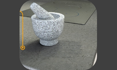 Aardewerk servies heeft aan de onder- kant een ongeglazuurde rand. Als dit over het werkblad wordt geschoven, kunnen daardoor krassen ontstaan. 