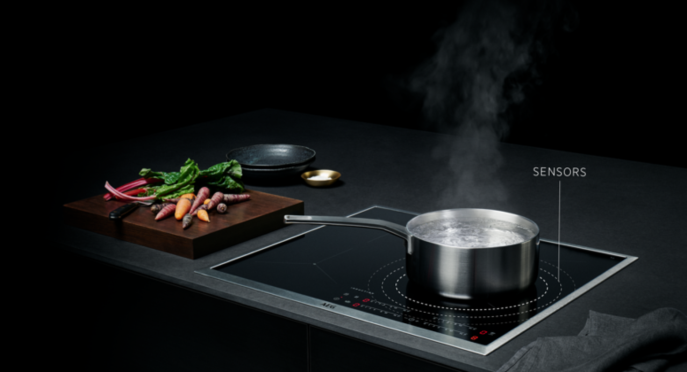 kookplaat met pan donker